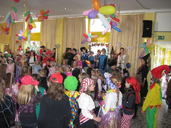 Wir feiern Karneval Wir feiern Karneval